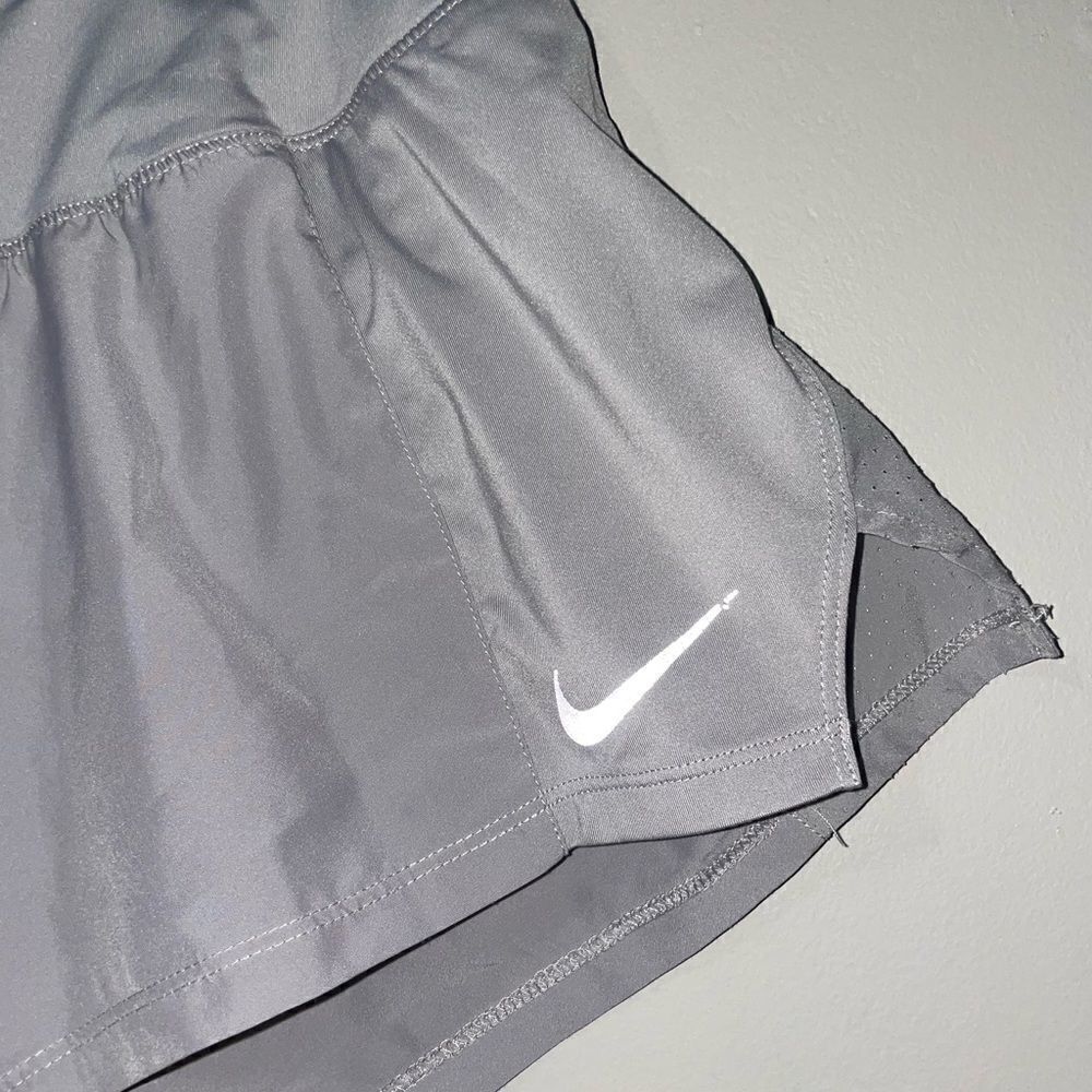 Dri-fit Nike shorts size L - Picture 3 of 5